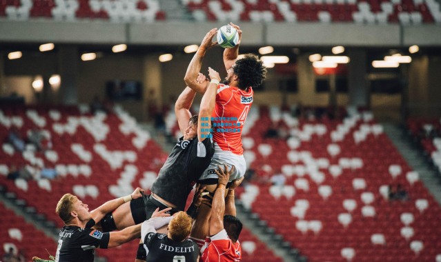 加里-奥尼尔专注狼队建设，澄清国家队与曼联传闻，保级成功是首要成就